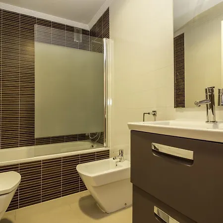 Abril Plaza De Espana Boutique Apartman *