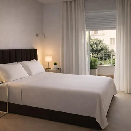 Plaza De Espana Boutique 아파트