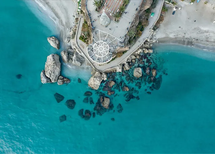 Plaza De Espana Boutique 네르하